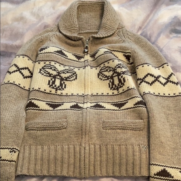 TNA Cowichan Sweater - Picture 1 of 2
